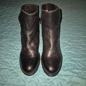 Taos Women's Black Boots